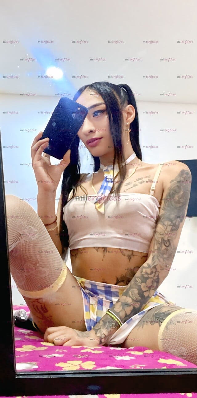 FOTOS DE LECHERA FEMENINA PARA COMPLACERTE Y PLACENTERA EN TODOS TUS FETICHES