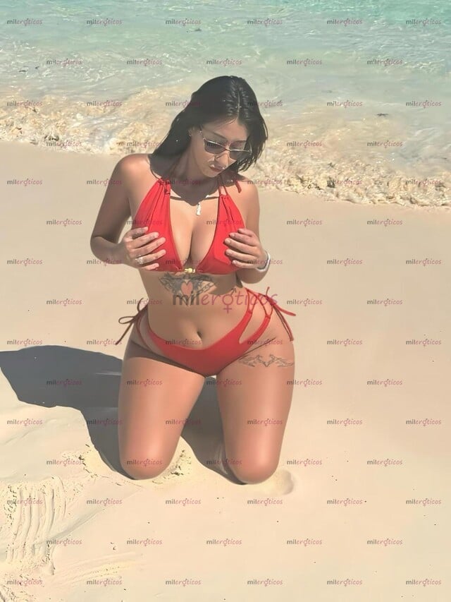 FOTOS DE BEBA ARDIENTE CON UN DELICIOSO Y VOLUPTUOSO CUERPO.