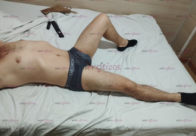 FOTOS DE MACHO VERGON DISPONIBLE EN NEIVA. CALEÑO DOTADO Y PINTA POCOS DIAS EN LA CIUDAD