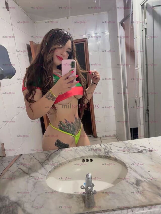 FOTOS DE LUA ES MI NOMBRE VEN Y CONÓCEME PAPI LA VAMOS A PASAR MUY RICO
