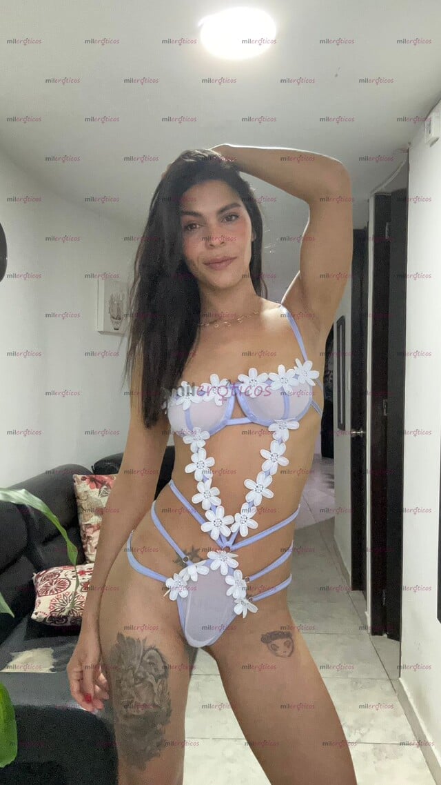 FOTOS DE FLACA JOVEN COMPLACIENTE CON UN CUERPO DELICIOSO TE ESPERO