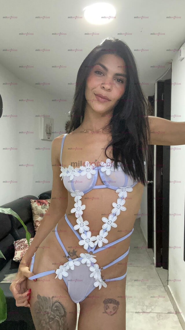 FOTOS DE FLACA JOVEN COMPLACIENTE CON UN CUERPO DELICIOSO TE ESPERO