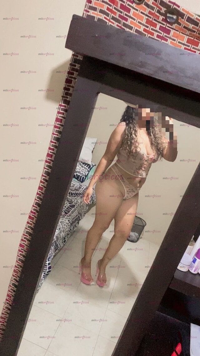 FOTOS DE LA MILF DE TUS SUEÑOS TE VOY A SACAR LA LECHE Á SENTONES