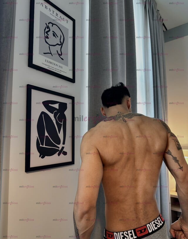 FOTOS DE PARCERO BISEX SOLO POR POCOS DIAS CON APARTAMENTO PRIVADO BIEN UBICADO