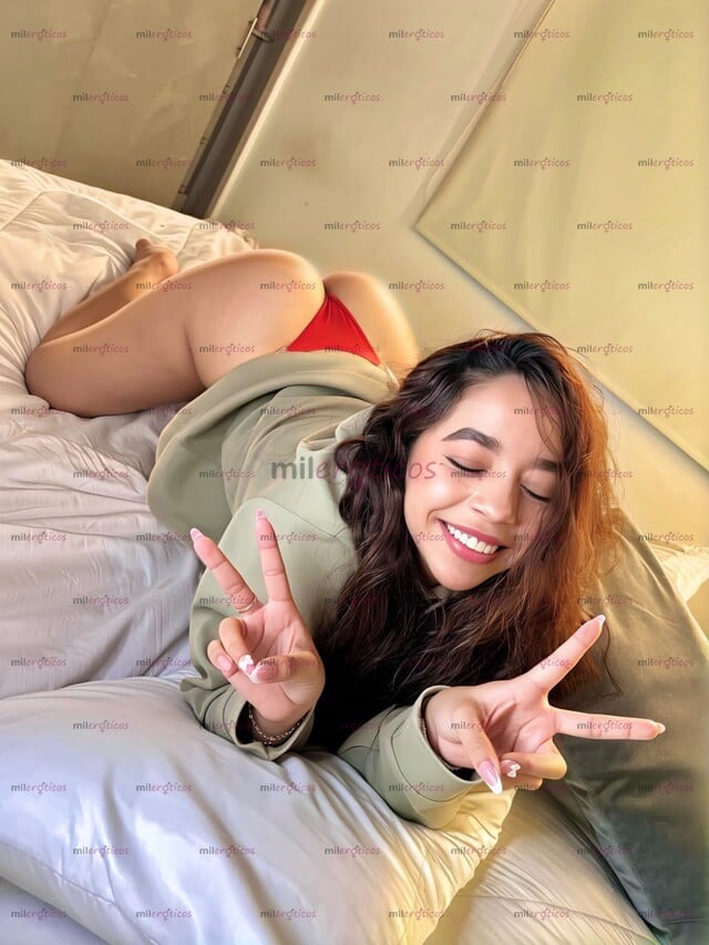 FOTOS DE HERMOSA PRINCESA MORENA Y SUPER TIERNA ESPERÁNDOTE PARA HACERTE FELIZ