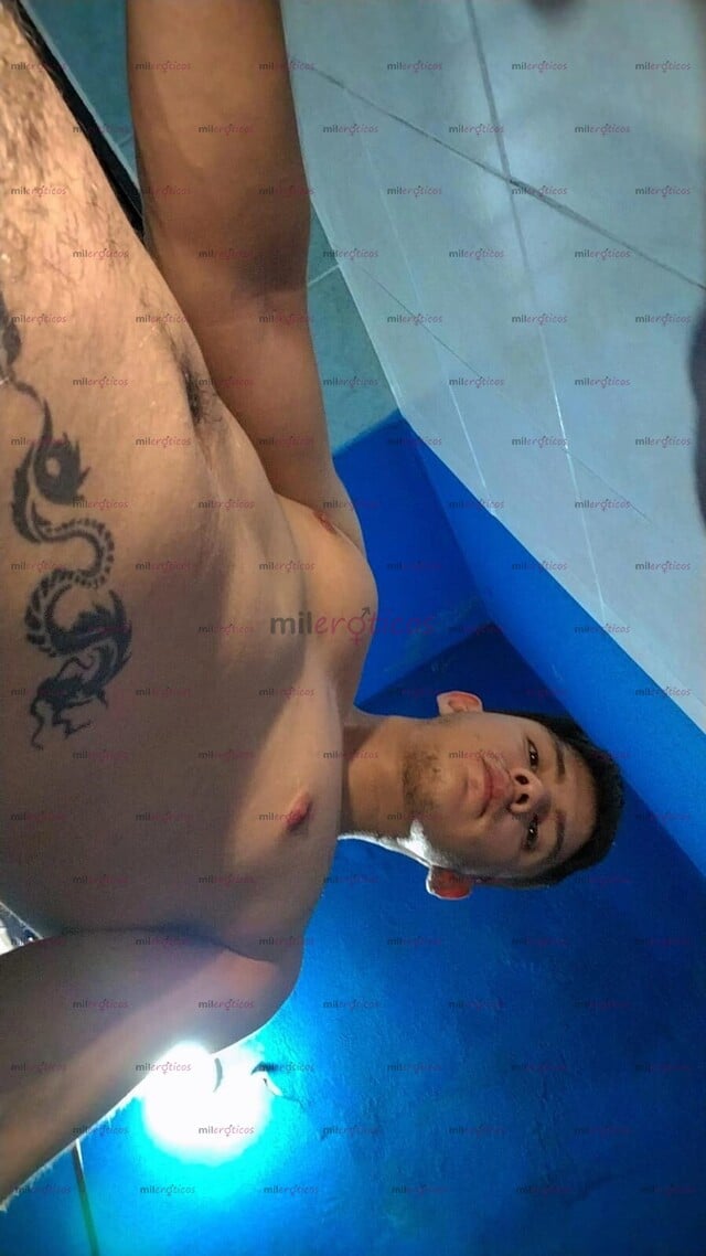 FOTOS DE JOVEN DE 21 INTER, ALTO DELGADO COMPLACIENTE