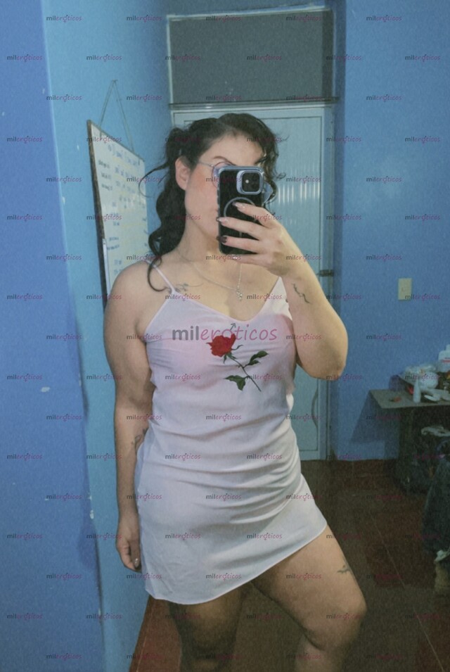 FOTOS DE APRETADITA! EXPERTA EN EL SEXO ORAL CON PROMOCION $900 UNA HORA