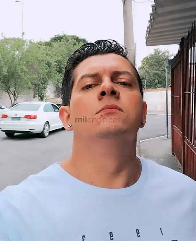 Acompanhante de luxo da zona sul e central sou educado perfumado e com corpo sarado permita se vir comigo realizar suas mais loucas fantasias com o ma...
