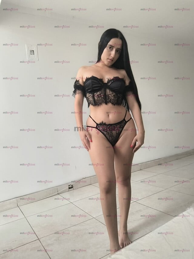 FOTOS DE LUNA FLACA SENSUAL RICOS SENOS ROSTRO HERMOSO