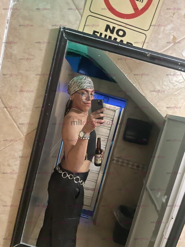 FOTOS DE PROMOCIÓN: CHICO FEMBOY INTER CON BUENA POLLA Y BUENAS NALGUITAS PARA DISFRUTAR