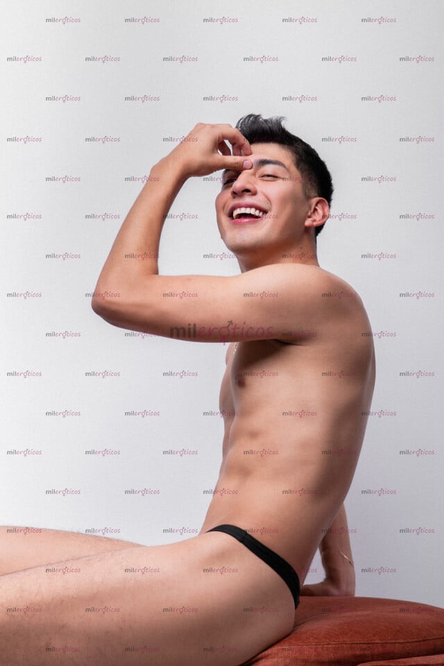 FOTOS DE CHICO TWINK 20 CM. ACTIVO O PASIVO. DISPONIBLE CON LUGAR.