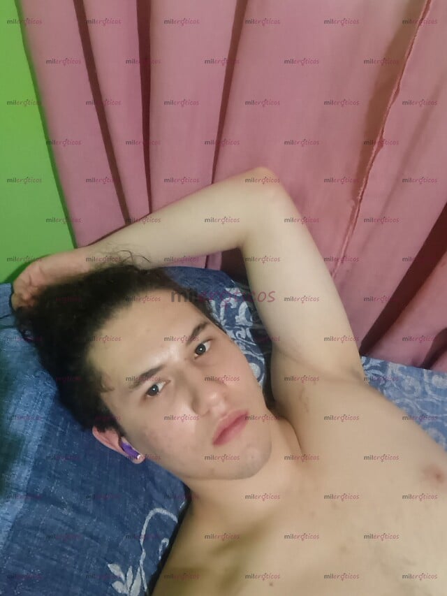 FOTOS DE JOVEN DISCRETO Y VERSÁTIL, PASIVO Y ACTIVO. CUERPO DEFINIDO CON UN CULO GRANDE,