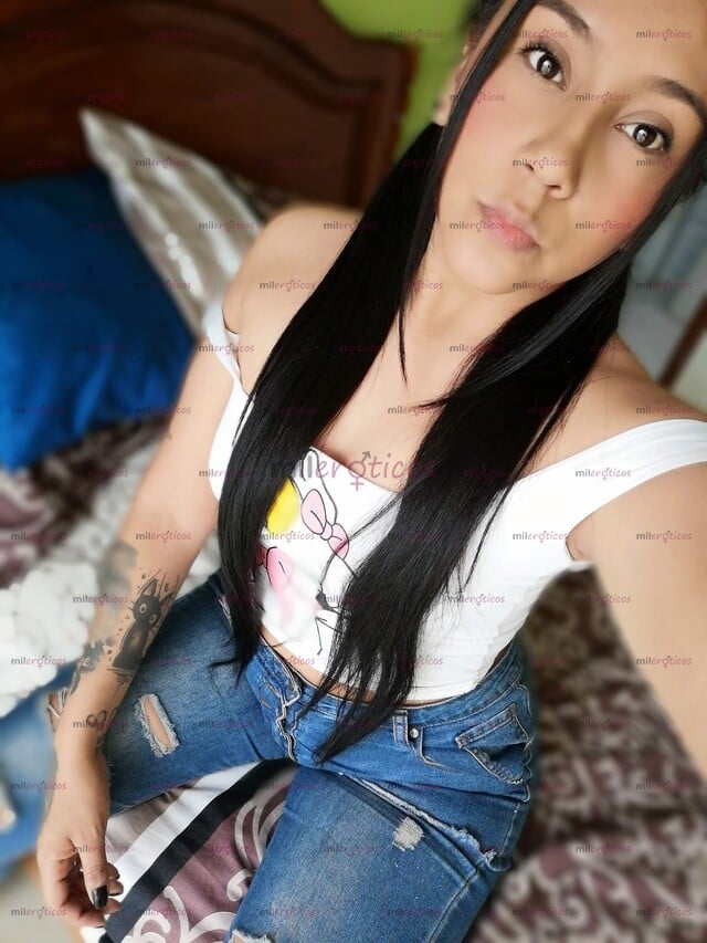 FOTOS DE LINDA LLANERITA, COMPLACIENTE VAGINA MOJADITA Y ESTRECHITA