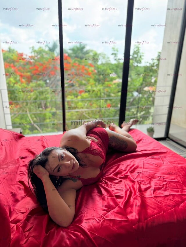FOTOS DE CARIÑOSA Y SUMISA CHICA TRANS DISPUESTA A CUMPLIR TUS FANTASIAS