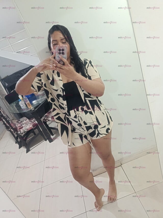 FOTOS DE MORENAZA CALIENTE EXPERTA EN SATISFACER TU FANTASÍA SEXUAL