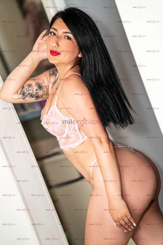 FOTOS DE CHICA VIP DE 20 AÑOS MUY COMPLACIENTE Y SENSUAL DISPONIBLE