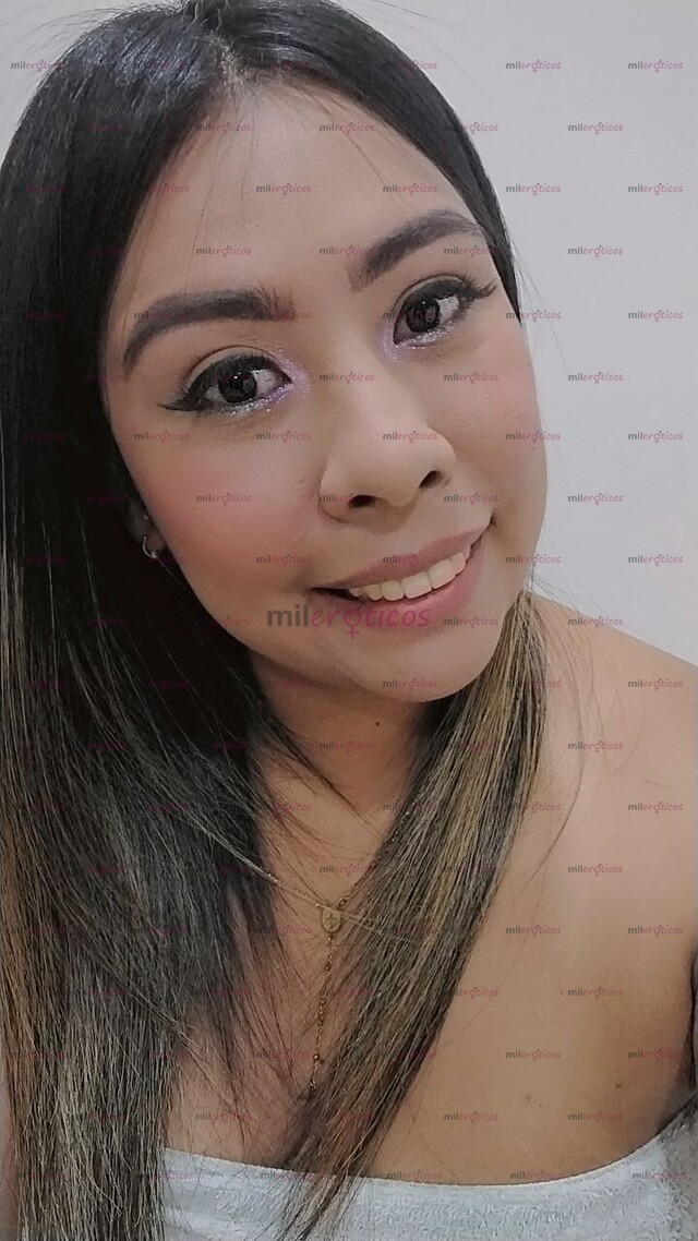 FOTOS DE VIDEOLLAMADA DELICIOSA TETONA MORBOSA LISTA PARA CUMPLIR TUS FANTASIAS...