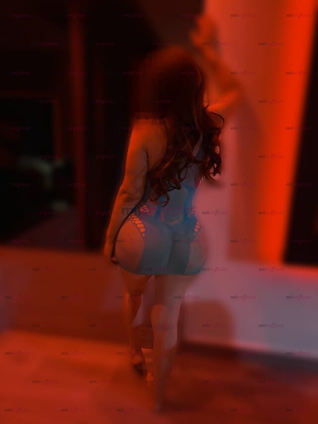 FOTOS DE GUAPA Y SENSUAL BELLEZA ÚNICA LLEVO LENCERÍA SEXI ..........
