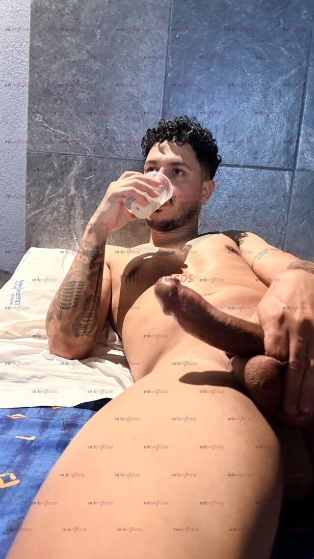 FOTOS DE LATINO CUBANO DISPUESTO A COMPLACERTE SEXUALMENTE TENGO BUENA VERGA