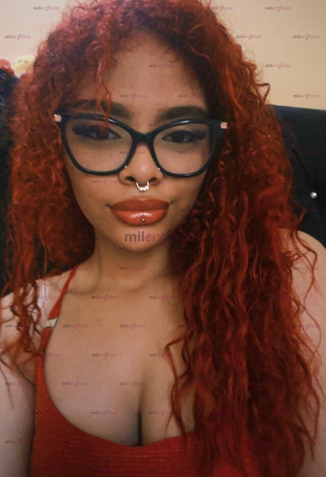 FOTOS DE KIARA SOY UNA MORENA CALIENTE DE TETAS GRANDES, MOJADA, SUCIA, APRETADITA