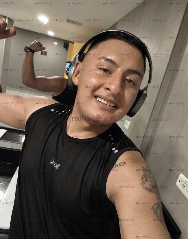 FOTOS DE JOVEN COMPLACIENTE DOMINANTE DISPUESTO AL BUEN SEXO ANÍMATE