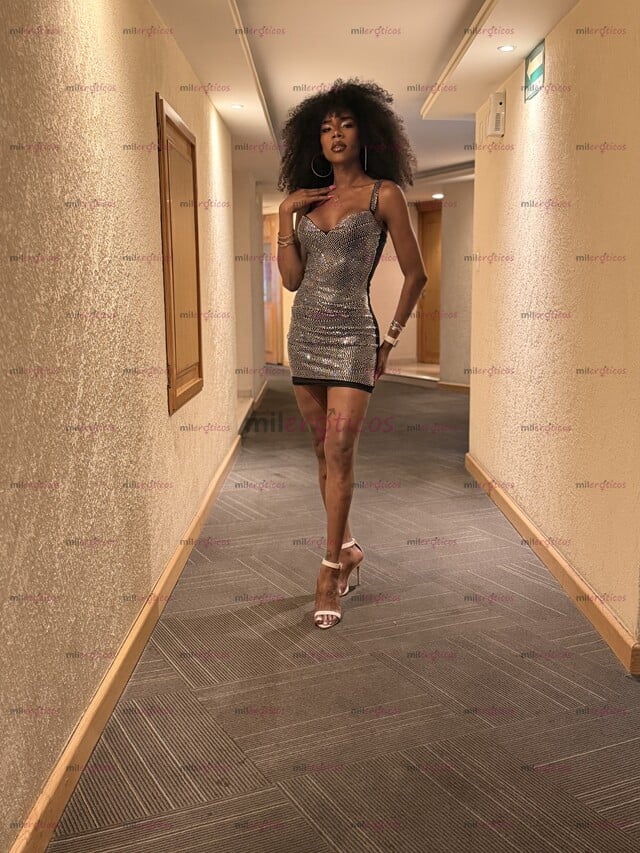 FOTOS DE KENYA LÓPEZ LA DIOSA TRANS SOBRE MÍ SOY UNA CHICA COMPLETA LI