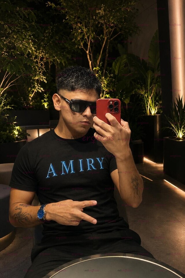 FOTOS DE PAPASITO JOVEN TATUADO MARCADO SEXY VERGA GRUESA Y RICA RECIEN LLEGADO PARA T