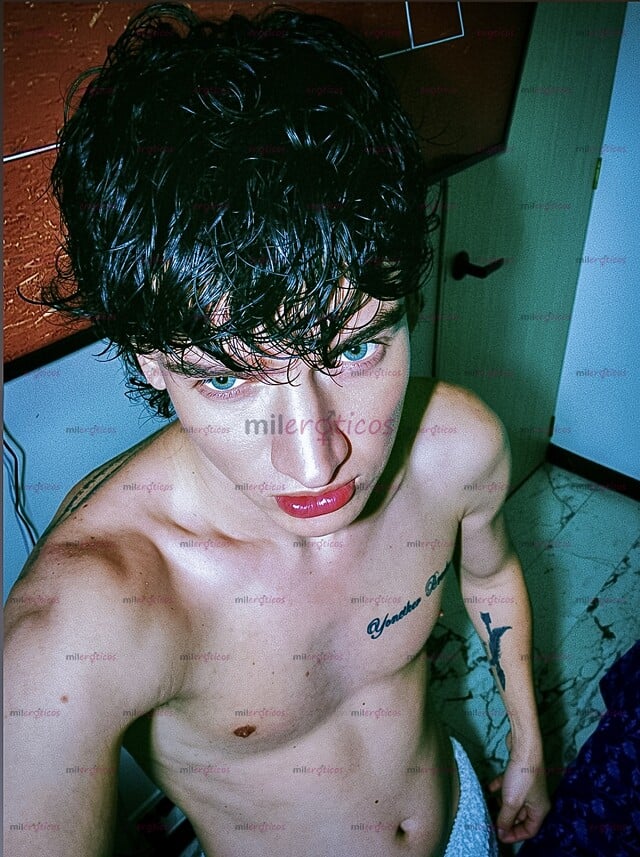 FOTOS DE POLLO SERIO DISCRETO. SITIO PRIVADO. VERSÁTIL FETICHISTA. CONTENIDO EXPLÍCITO.