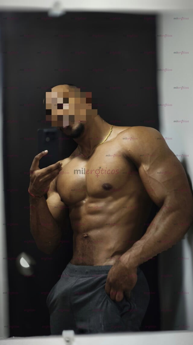 FOTOS DE SCORT MORENO DOTADO VERGON Y MUSCULOSO DEJAME LLENARTE DE PLACER