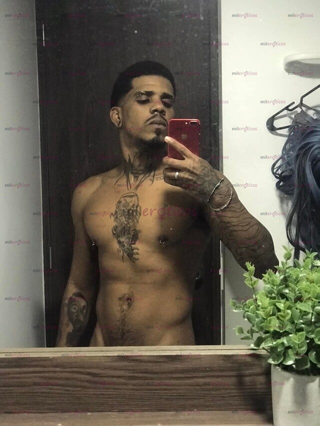 FOTOS DE ESCORT MASCULINO ATENCIÓN PREMIUM Y DISCRECIÓN PARA QUE CUMPLAS TUS DESEOS