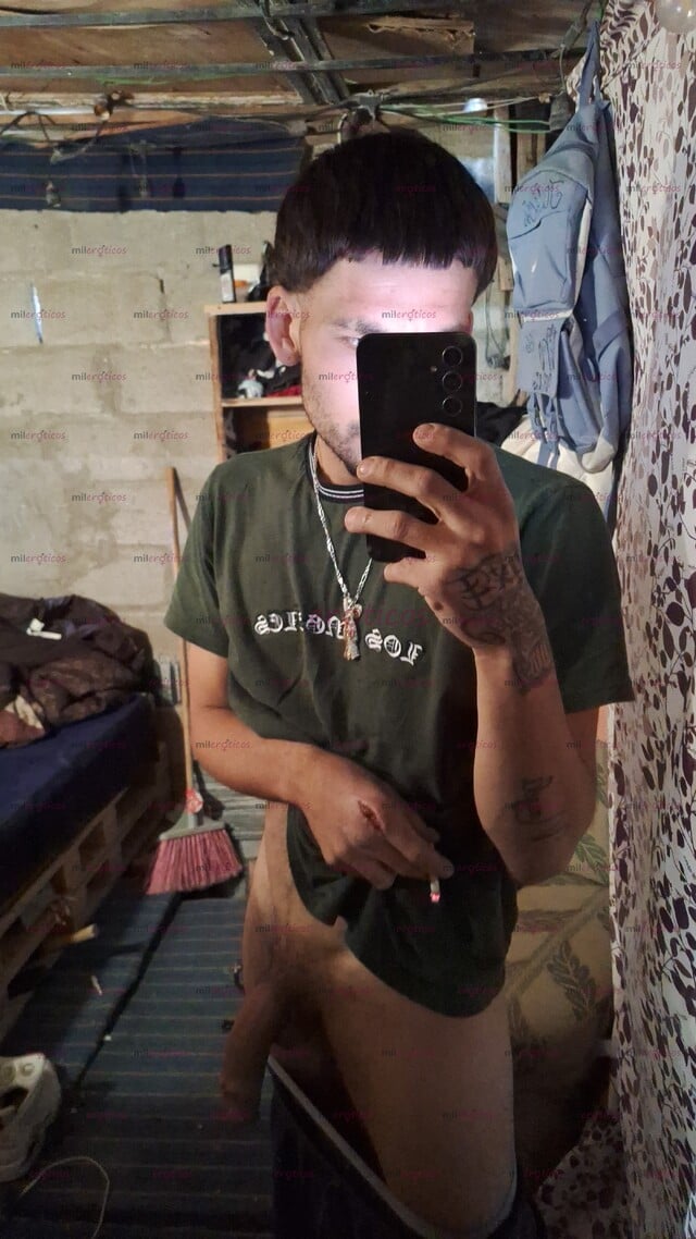 FOTOS DE JOVENCITO CHAKALITO BIEN DOTADO Y CALIENTE