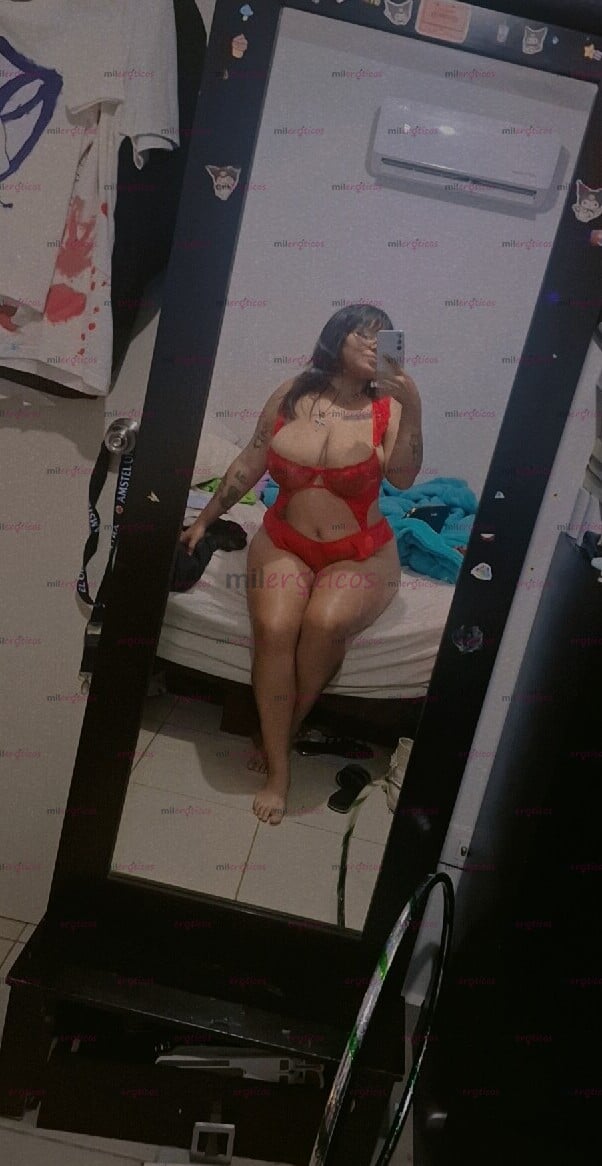 FOTOS DE CHICA CURVY TETONA, VEN A PASAR UN RICO RATO