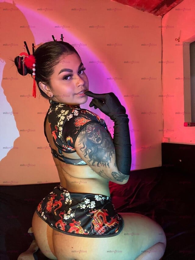 FOTOS DE SKARLET UNA HERMOSA MAMASITA PELINEGRA NALGONA
