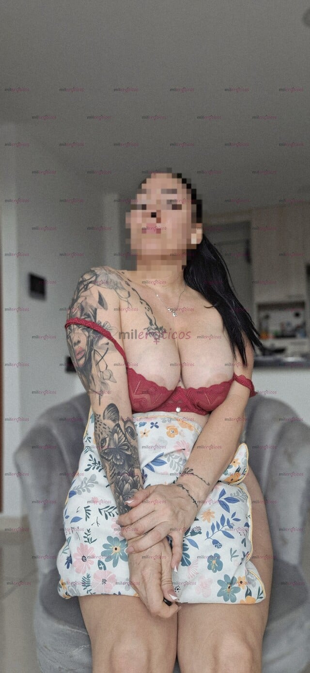 FOTOS DE MIS AMORES COMO ESTÁN TE ESPERA TÚ BARBIE CON LUGAR COMODO DISCRETO ESCRÍBEME