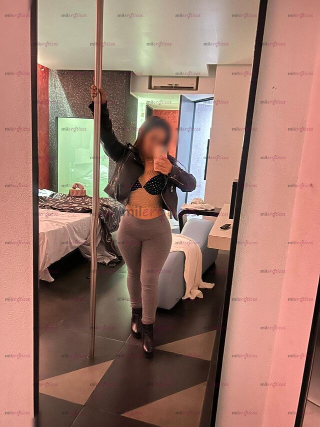 FOTOS DE UNA CULONCITA DISPUESTA A COMPLACERTE NO TE LA PUEDES PERDER EN TU CAMA