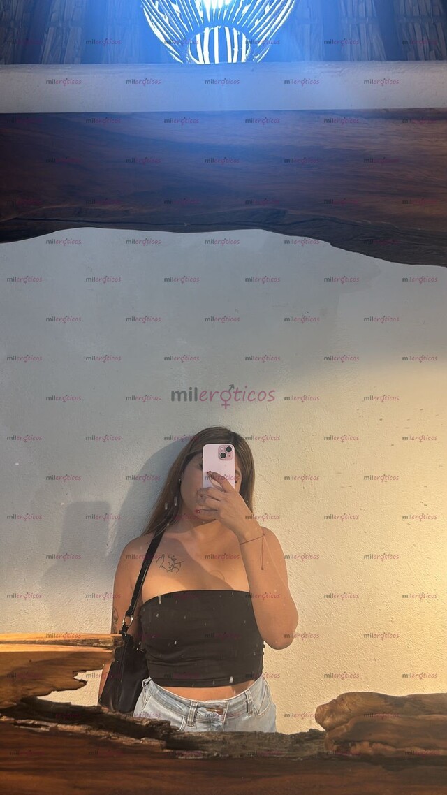 FOTOS DE HOLA SOY ALYM TENGO 24 AÑOS SOY DE PIEL BLANCA SUPER ACCESIBLE