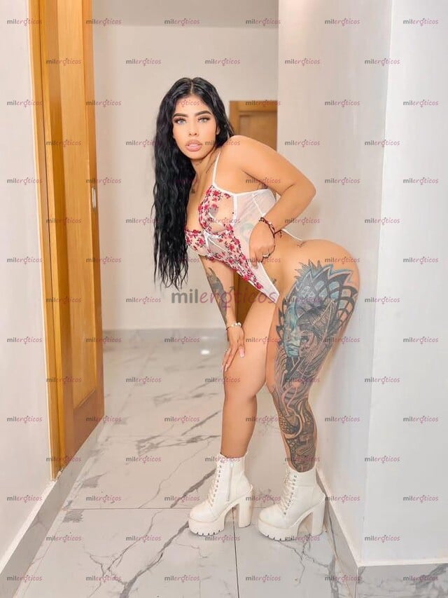 FOTOS DE HERMOSA MORENOTA LISTA PARA COMPLACER TODOS TUS DESEOS
