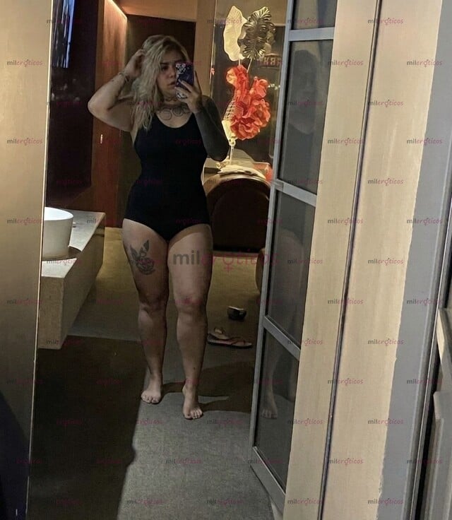 FOTOS DE CON LUGAR. SOY UNA NINFÓMANA RICA QUE TE VOLVERÁ LOCO SEXY CURLY HAIRED BLONDE.