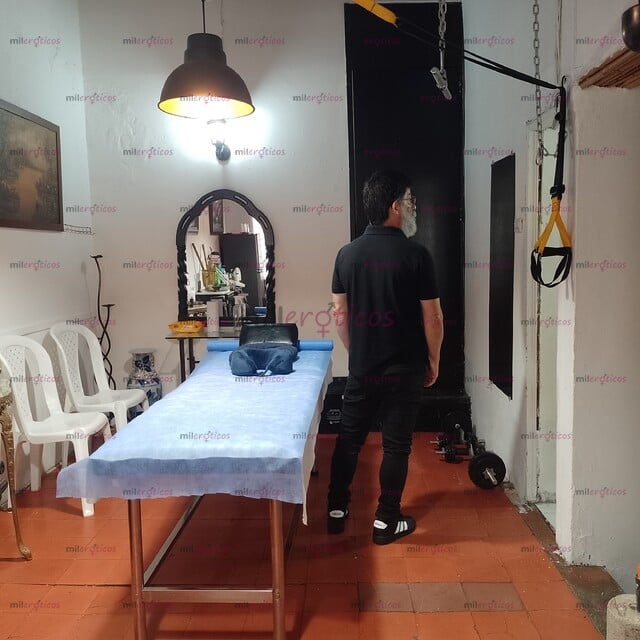 FOTOS DE MASAJISTA PROFESIONAL DE 62 AÑOS VARONIL INDEPENDIENTE BARBA BLANCA ROL PASIVO