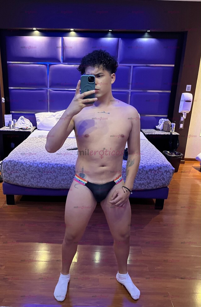 FOTOS DE DISPONIBLE QUIERES TRAGARTE MI VERGA Y DISFRUTAR DEL MÁXIMO PLACER SIN LÍMITES