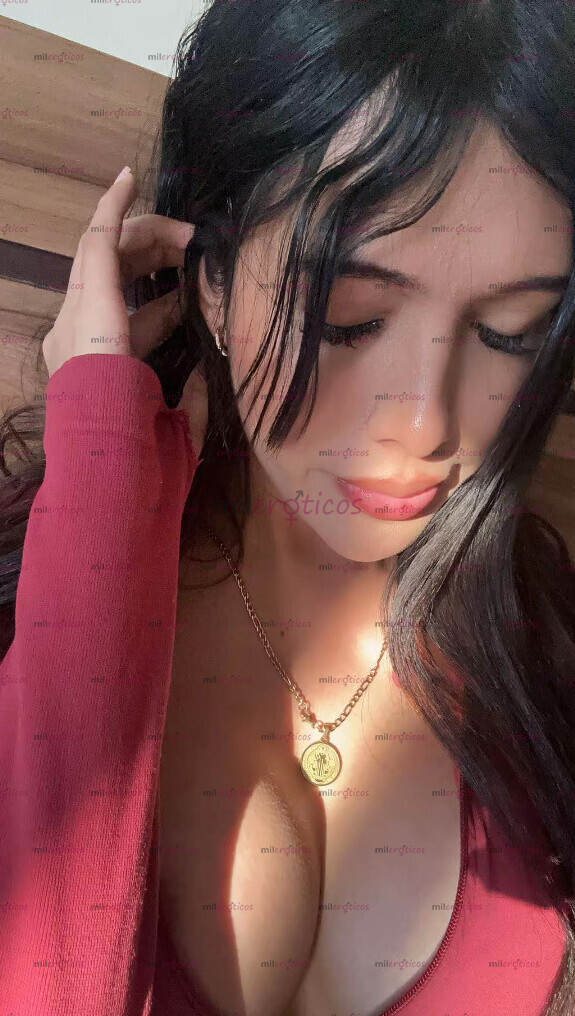 FOTOS DE NO TE ENGAÑO CON FILTROS NI EDICIONES. TODO A BASE DE CIRUGÍAS Y GYM