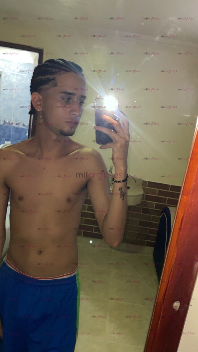 FOTOS DE FLACO REVERGON 23 AÑOS EN TU CUIDAD MORBOSO PARTE CULOS!!!