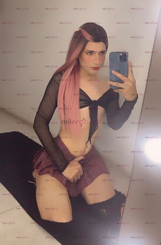 FOTOS DE LA NUEVA MODELO POR PRIMERA VEZ EN LA CIUDAD AMANTE AL TRATO DE NOVIOS