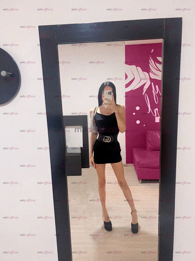 FOTOS DE FEMENINA Y DELICADA ASÍ SOY YO, POLLITA NUEVA EN LA CIUDAD