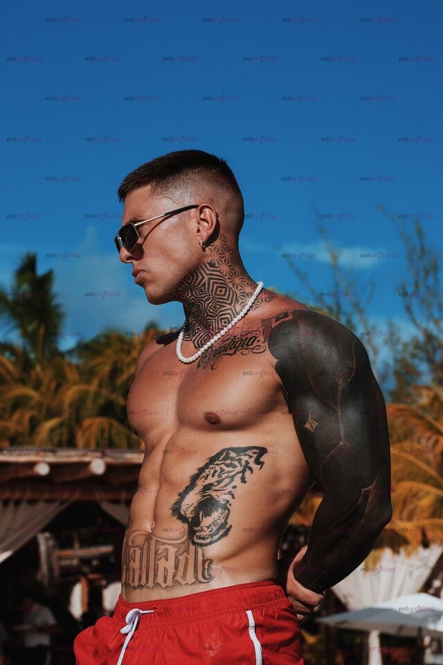 FOTOS DE ARGENTINO 22X7CM MODELO FITNESS, ESTOY EN LÍNEA !