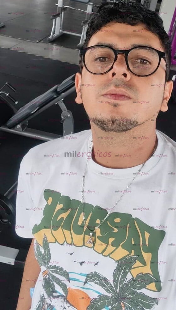 FOTOS DE SCORTGAYHOT COMPLACIENTE CUMPLIRÉ TUS FANTASÍAS DISPONIBLE