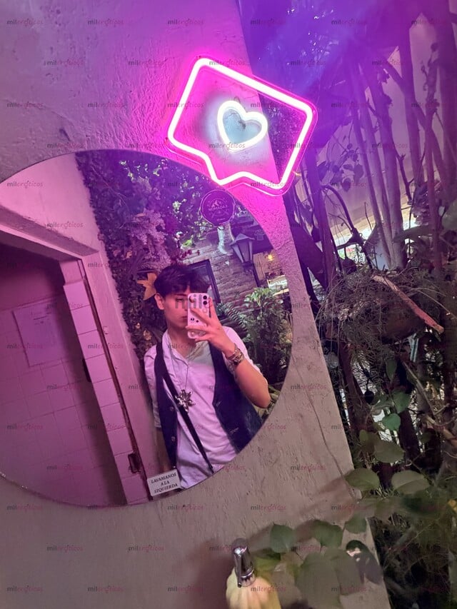 FOTOS DE JOVEN DE 18 AÑOS SUMISO VERSÁTIL CON RICO CULITO