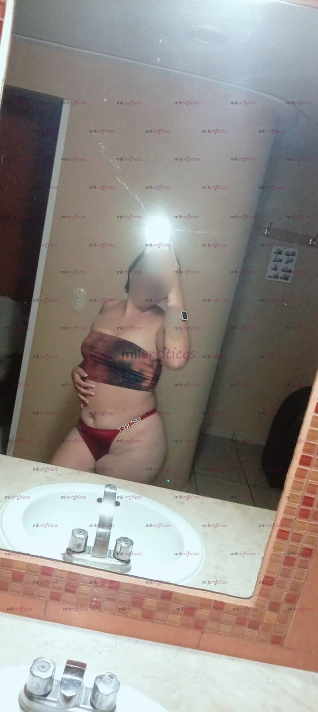 FOTOS DE LLEGO CON VESTIDO CON ÚNA LENCERÍA MUY SEXY Y ZAPATILLAS BIEN PRESENTABLE PARA T