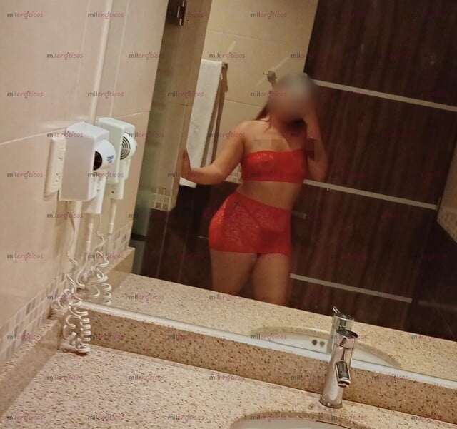 FOTOS DE ME MOVERE DE LO MAS DELI EN TU VERGA LO VAS A DISFRUTAR DEMASIADO PAPASITOO