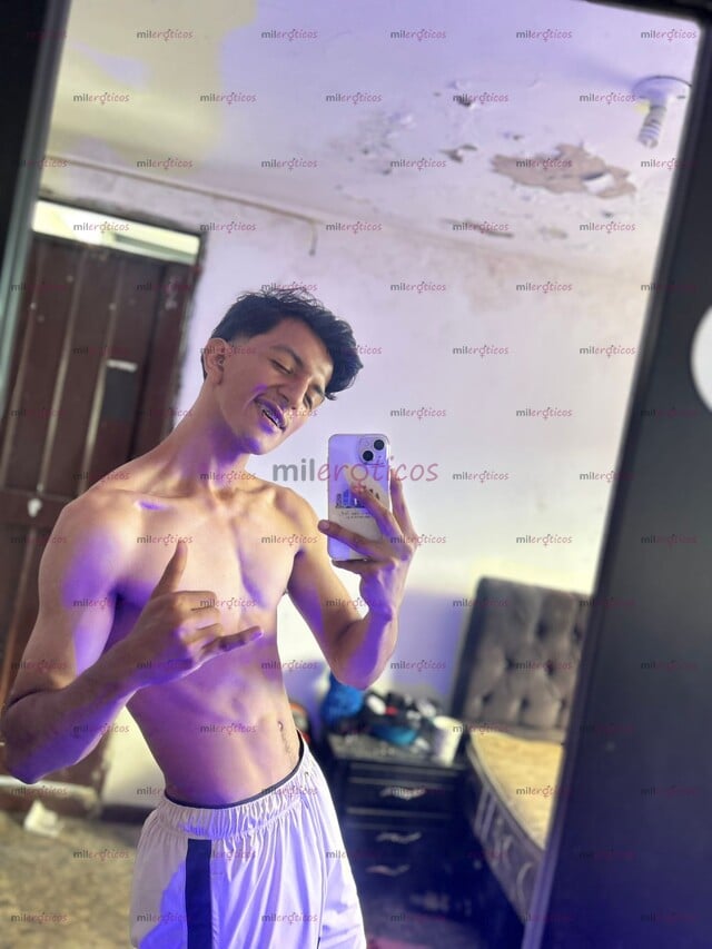 FOTOS DE MATTEO VERGONCITO AMABLE ARRECHO COMPLACIENTE